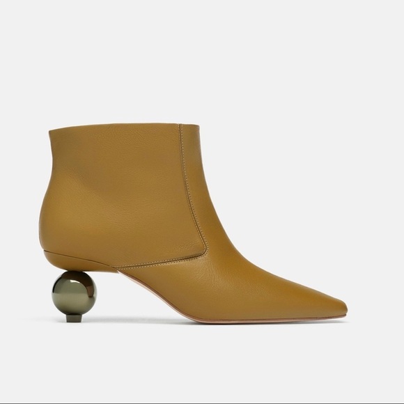 ZARA Leather Ankle Boots with Round Heel - Picture 3 of 6